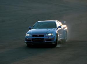 Nissan Skyline GT-R V-spec II 2000 года